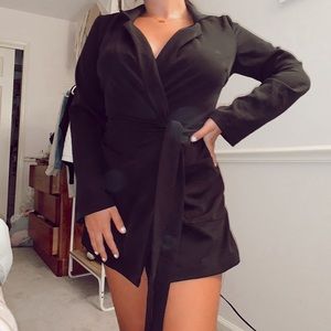 Lulu’s Black Tie Romper